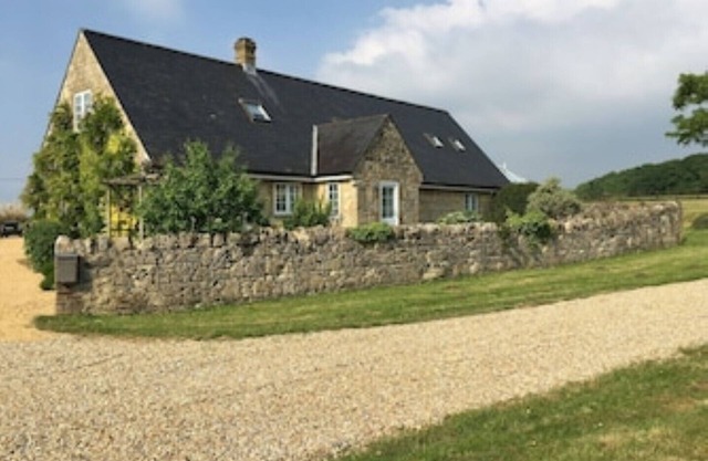 Beautifully converted stone cottage in the heart of the Isle of Wight 772