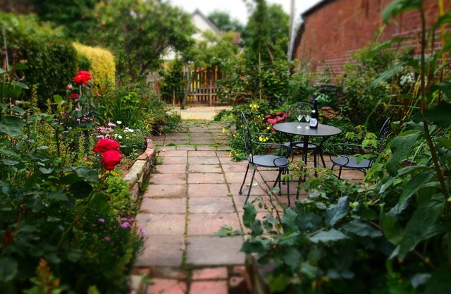 Beautifully refurbished Victorian workers cottage in Ludlow's town centre.