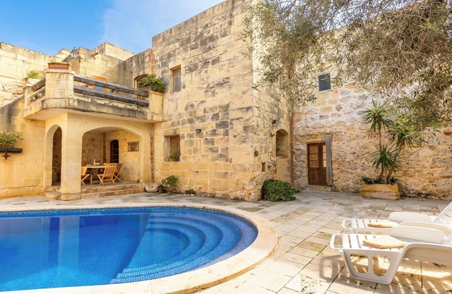 Bebbuxija Pool Farmhouse Gozo, Xagħra Gozo, Malta