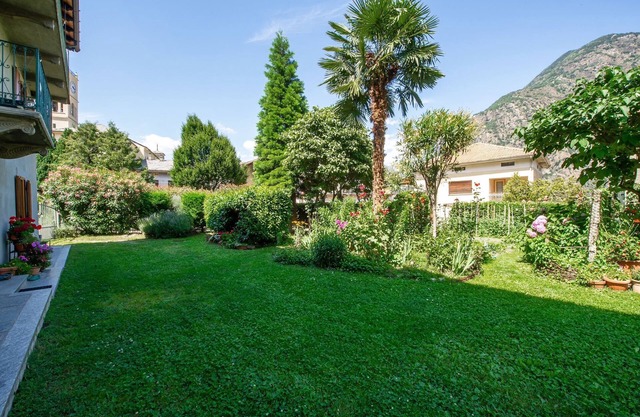 Bed and Breakfast 'Il Pellegrino' with Mountain View, Shared Garden and Wi-Fi