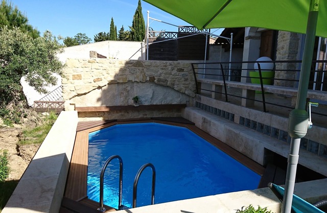 BEDOIN-MT VENTOUX - VERY NICE HOUSE POOL 3 bedrooms 6 pers.