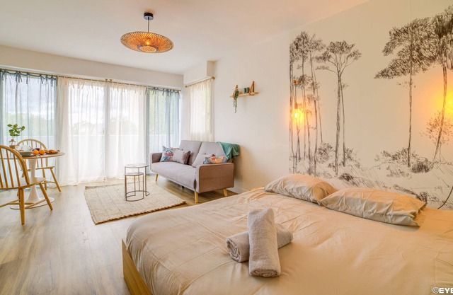 Bel Aparté Tout Confort, Design, Lumineux Proche du Domaine Universitaire Turly