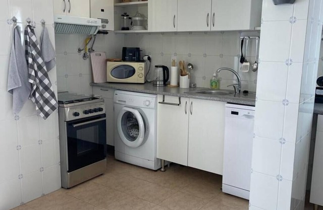 Bel Appartement Ensoleillé Toute L'année à 300 m de la Plage