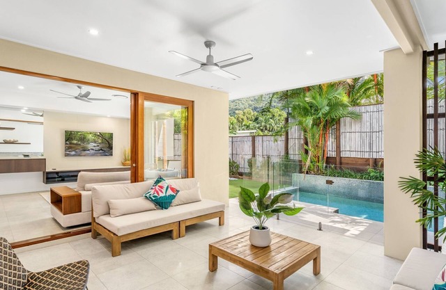 Belle Escapes Havenly Luxury Villa Palm Cove