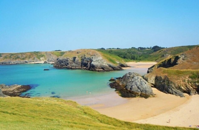 Belle Ile en Mer Bright house with garden, Bangor