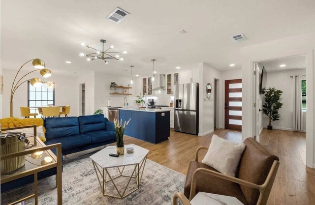 Bellini House/Stunning Modern 3BD Home