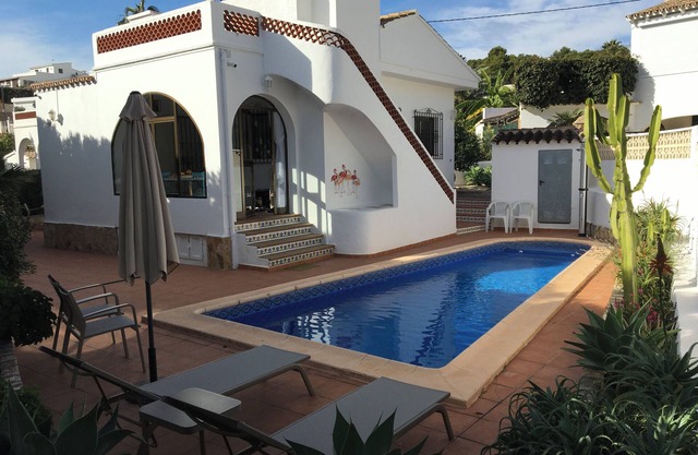 Benissa Vacation villa rental near beach, private pool, internet access, aircon