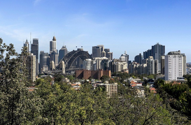 BENT6 - Spacious w/Panoramic Sydney Harbour Views
