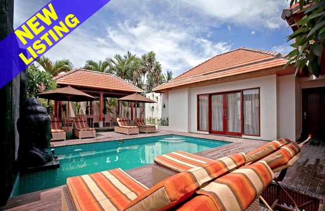 Best Location! 4BR Villa Near The Beach, Sanur - W/Swimming Pool!
