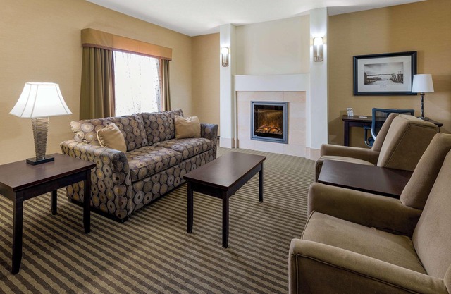 Best Western Sunrise Inn & Suites