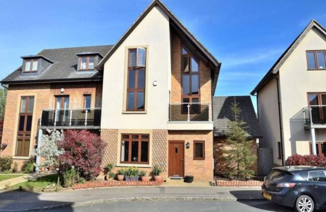 Bewd House - Fast Wifi, SmartTV Balcony, Parking