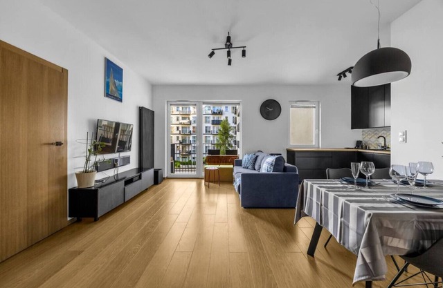Bielany Business - Balcony, Parking - by Rentujemy