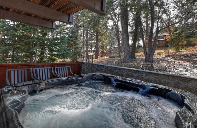 Big Bear Ski In Ski Out By Destination Big Bear: Walk to Snow Summit Ski Resort! Hot Tub! Open Concept Reverse Floor Plan! Rock Fireplace!