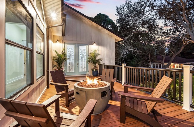 BIG DISCOUNTS Aug–Oct VIBES*HEATED POOL*GOLF CART*BIKES*BEACH GEAR* LOADED