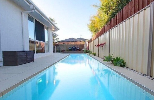 BIG Family home, Bribie Holidays, Sandstone Point Hotel Events!