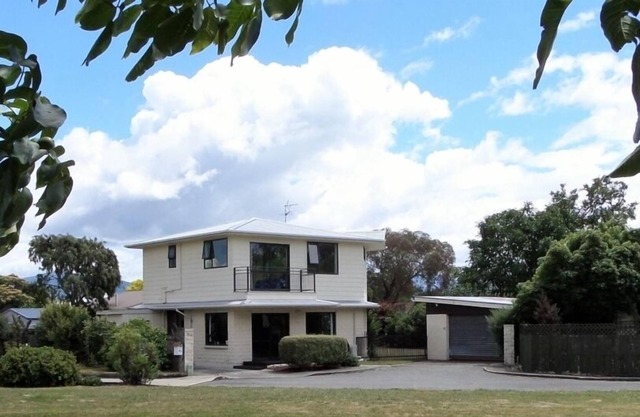 Big Family Home in quiet area of Blenheim