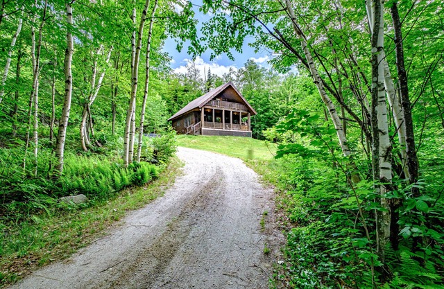 Bigfoot Bungalow - Authentic cozy Bungalow