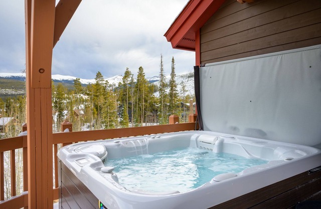 Bike Trails | Hot Tub w/Mountain Views!