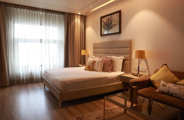 Bilbo Baggin's charming Gurugram Studio with WiFi, AC & a personality