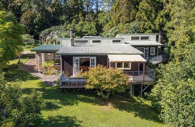 Birdsong - Whangamata Holiday Home
