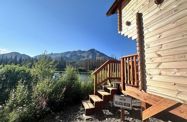 Black Bear, Black Bear Lakefront Cabin