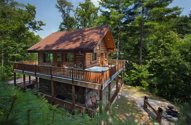 Black Bear Pond log cabin