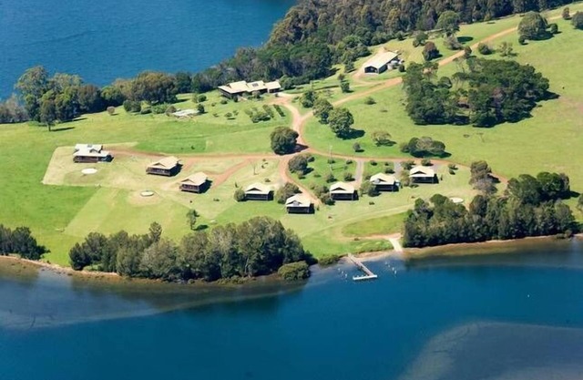 Black Bream Point Cottages - 2 Bedroom