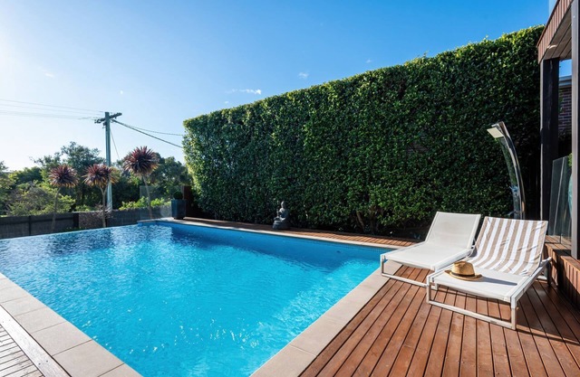 Blairgowrie Bay Villa | Luxe Pool & Beachfront