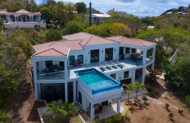 Blue Dolphin Villa Great Cruz Bay FEATURING A NEW MASTER BEDROOM gorgeous views