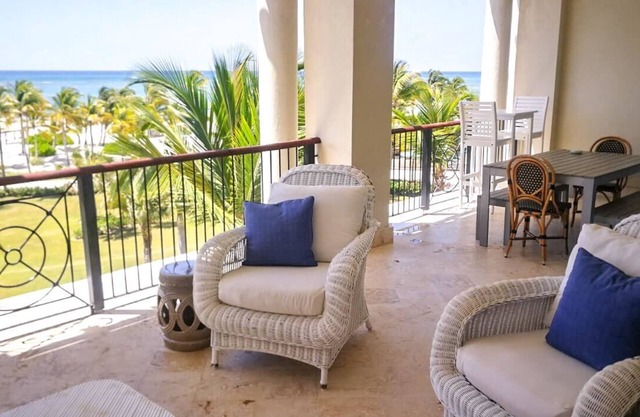 Blue Pearl - Beachfront condo in Cap Cana
