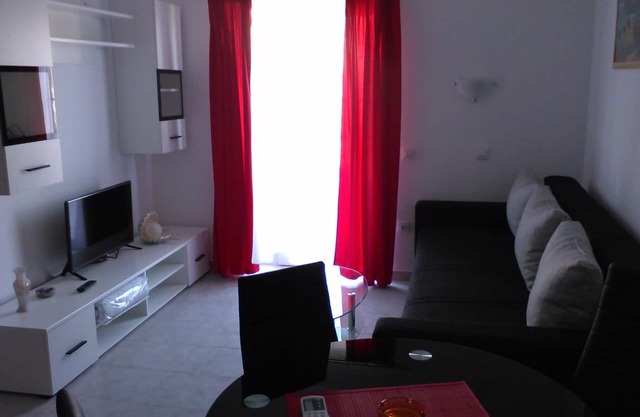 BMB 2 APARTMENTS SENJ
