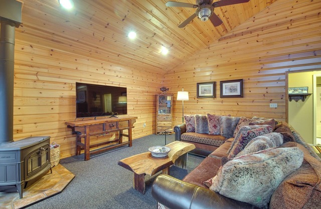 Boat Dock & Deck: Waterfront Cabin on Grand Lake