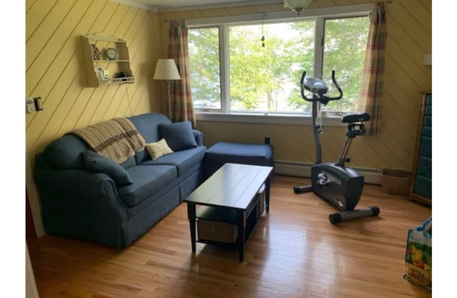 Bog Lake Cove (Downeast Maine 4-bedroom retreat)