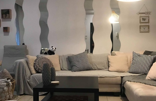 Boho Chic Apartment 2 Bedrooms *Laptop*PS4