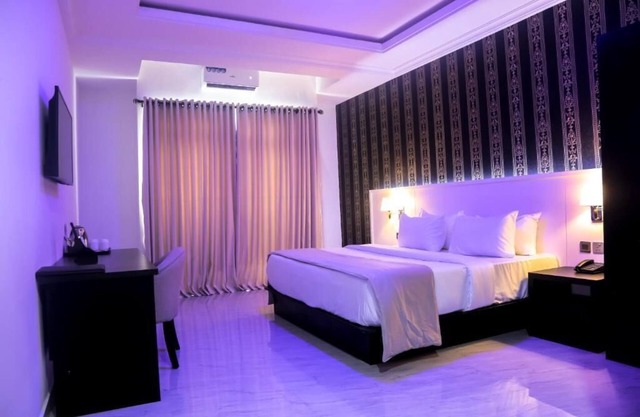 Bon Hotel Ikeja Residence