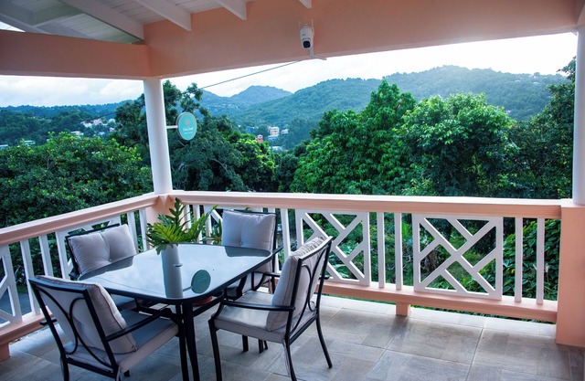 Bon Vivant Chateau Smart Apartment