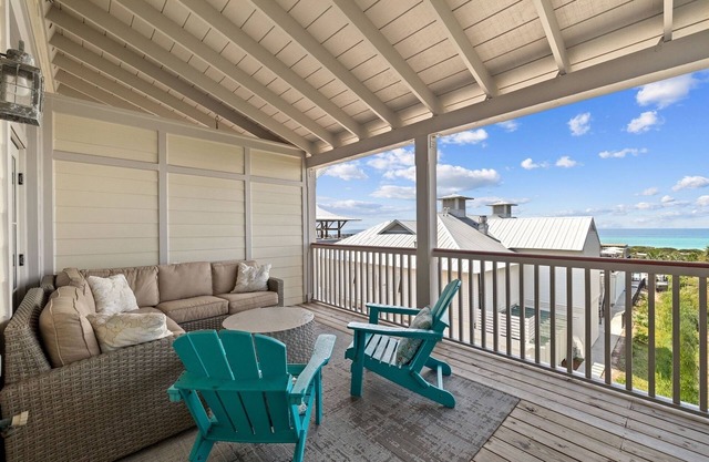 Book Your Fall Getaway Now! Beach District - Balcony Gulf Views! 3 Adult Bikes!