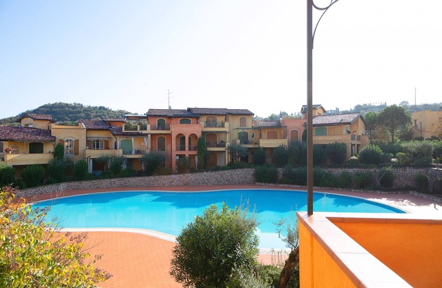 Borgo del Torchio A14 con piscina by Wonderful Italy