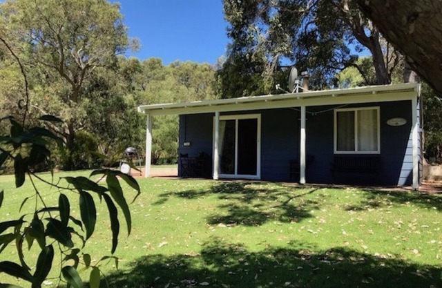 Boronia Cottage Close to Greens Pool and the Bibbulmun and Munda Biddi Tracks.