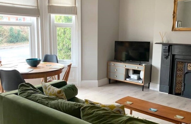 Boutique 2 bed apt mins from Bournemouth beaches