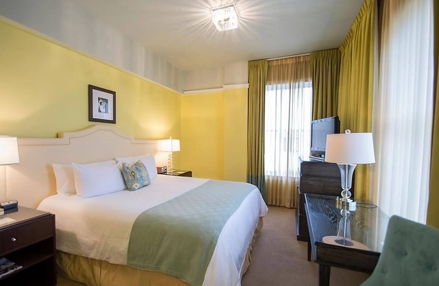 Boutique Hotel with Art, History, and Style in Portland! Enjoy On-site Bar!