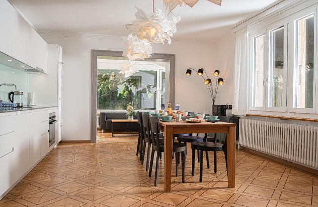 Boutique Villa J87
