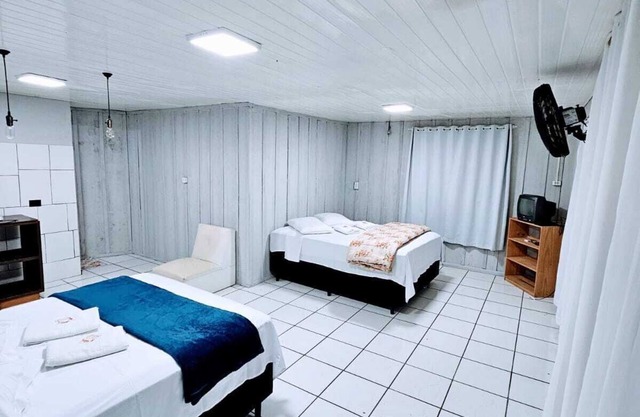 Standard Family Suite 4