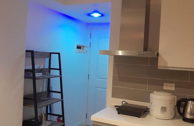 Brand New 1 bedroom Condo in Metro Manila near BGC near airport
