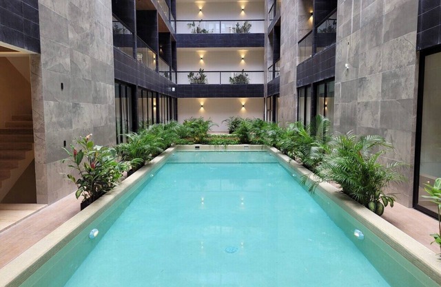 Brand New 1BR w/amazing Rooftop steps from 5th Ave