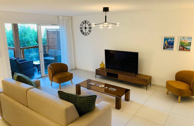 Brand new apartment in Briançon, cable car access