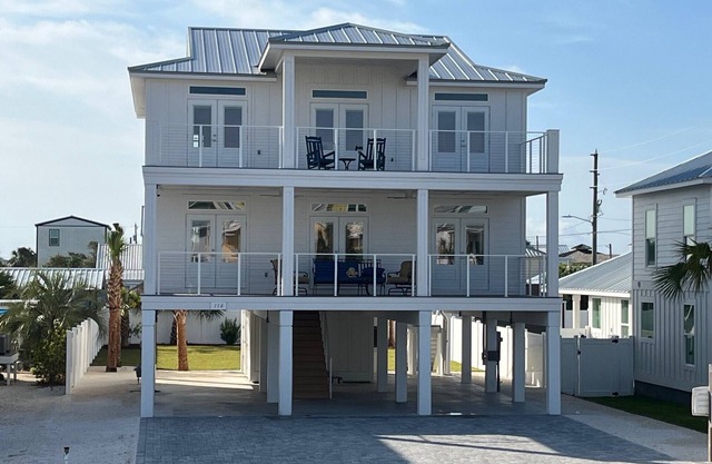 Brand New Build in Mexico Beach, Gulf Views, and 1 Block From the Beach!
