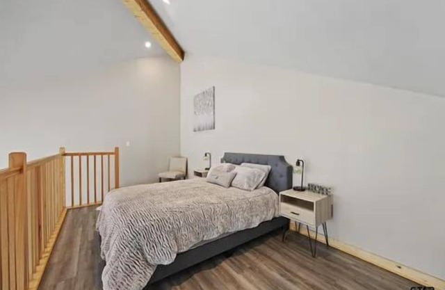 Brand New Cabin! Comfort and Joy