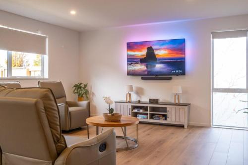 Brand New Games Room Family Home Sleeps 6