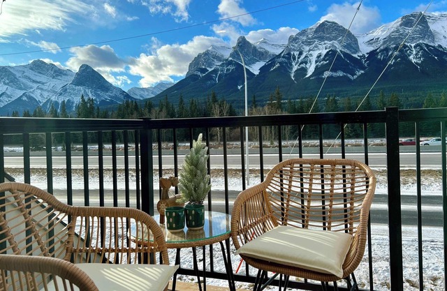 Brand New - Mt Rundle Views 3 Bd Townhome